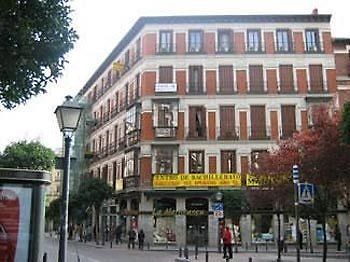 Hostal Gallardo Madrid Luaran gambar